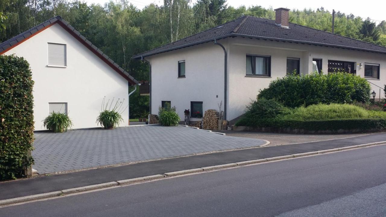 Ferienwohnung Haus Sonnenschein Trassem Exterior foto