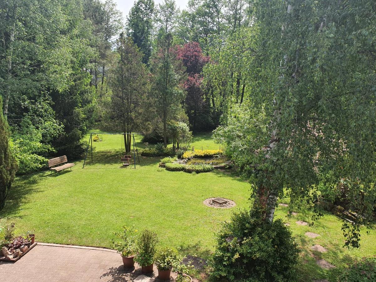 Ferienwohnung Haus Sonnenschein Trassem Exterior foto